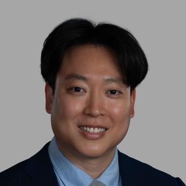 Portrait of Hyo Park, MD